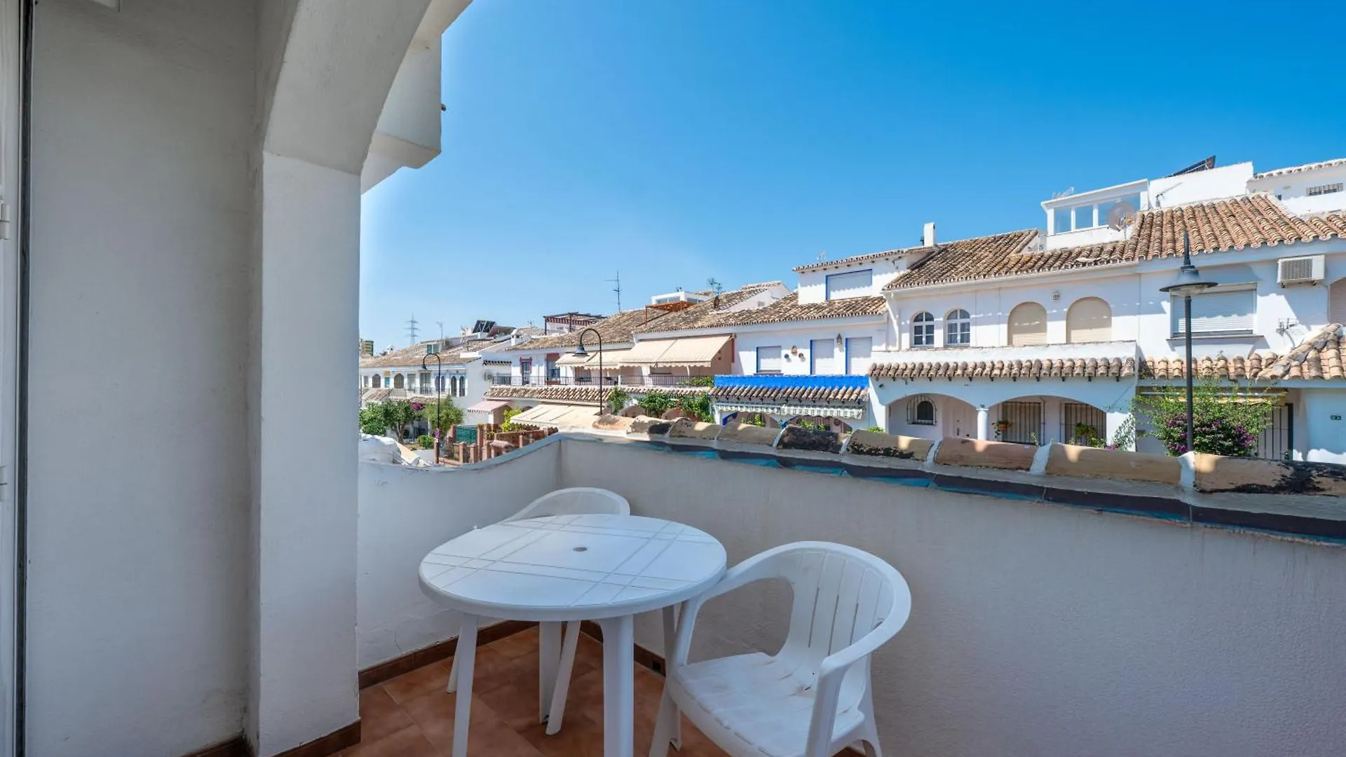 Sunny Fuengirola Villa With Pool & Private Terrace
